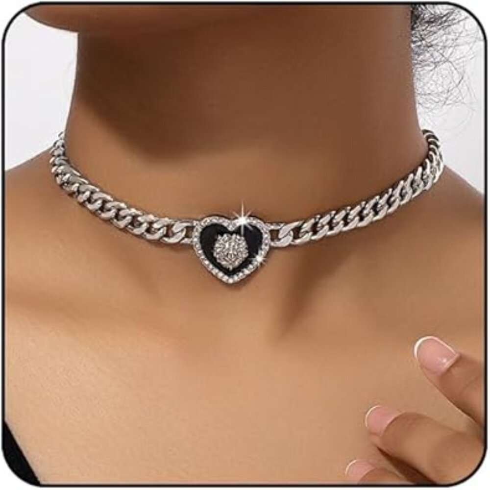 Heart Chunky Chain Choker Necklace Silver with Rhinestones